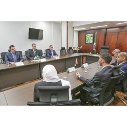 Ministro da Agricultura recebe ministro de Comércio Exterior dos Emirados Árabes para tratar de novas parcerias com o Brasil